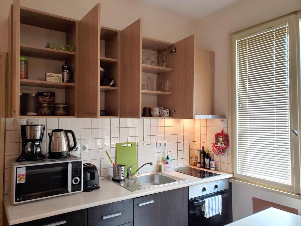 Sunny Central Apartment София Экстерьер фото